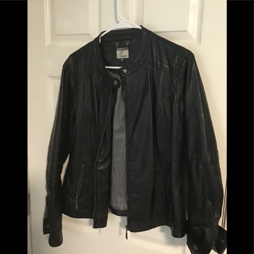 Exquisite Vegan leather Moto Jacket🏍🏍🏍🏍